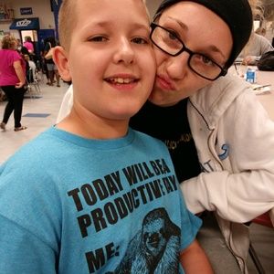 Meet your Posher, Alicia